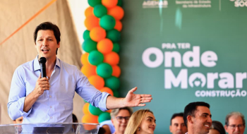 Daniel Vilela entrega 100 casas a custo zero em Cristianópolis